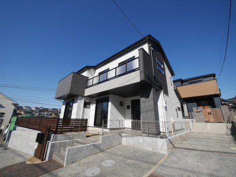 とってもお洒落な建物です！
スタイリッシュでモダンな外観に仕上がりました！