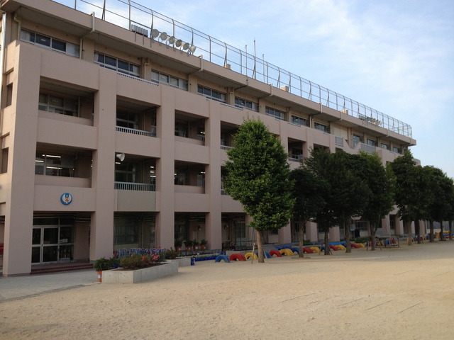 国府台小学校